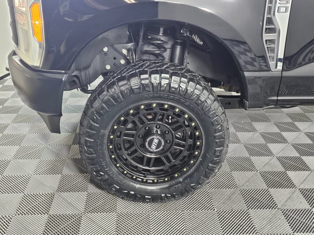 Used 2023 Ford F350 XL w/ XL Off-Road Package AWD/4WD image 12