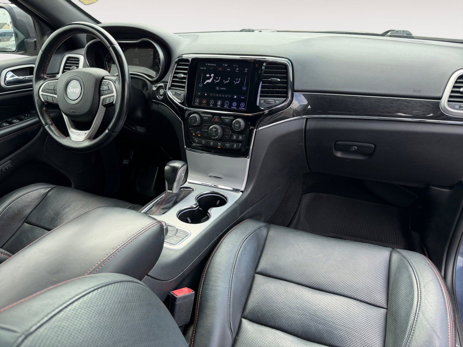 Used 2020 Jeep Grand Cherokee Trailhawk w/ Trailhawk Luxury Group image 10