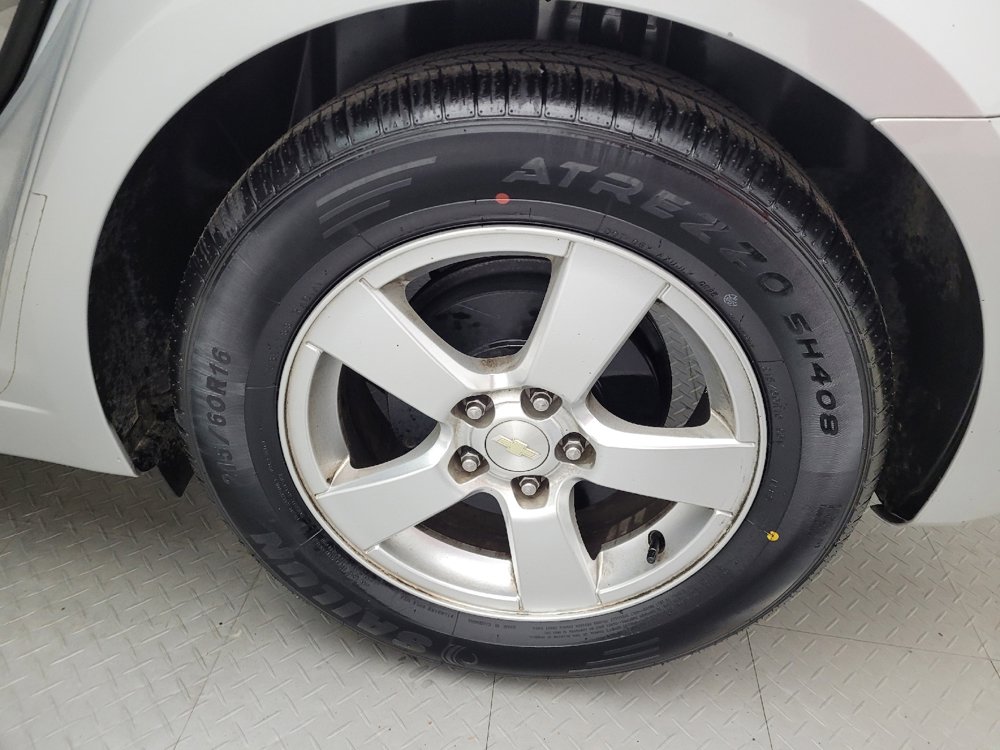 Used 2015 Chevrolet Cruze LT image 31