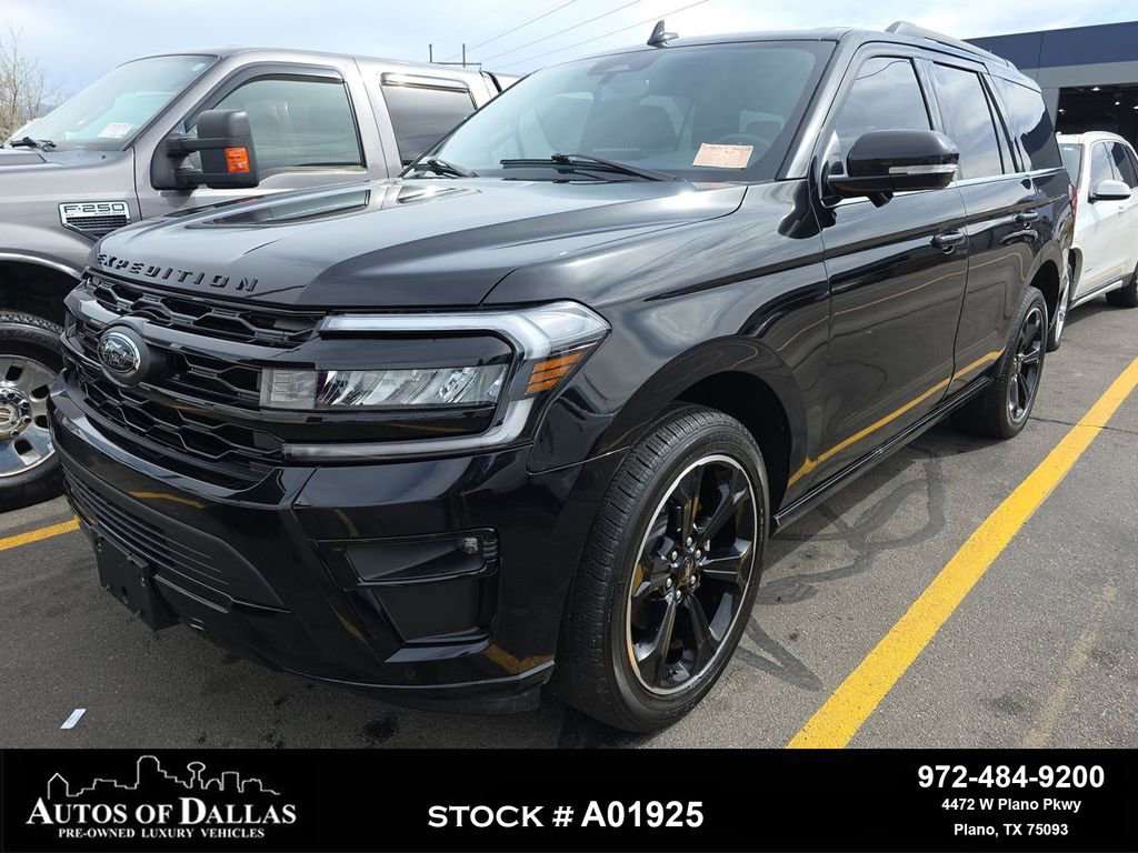 Used 2023 Ford Expedition Limited image 1