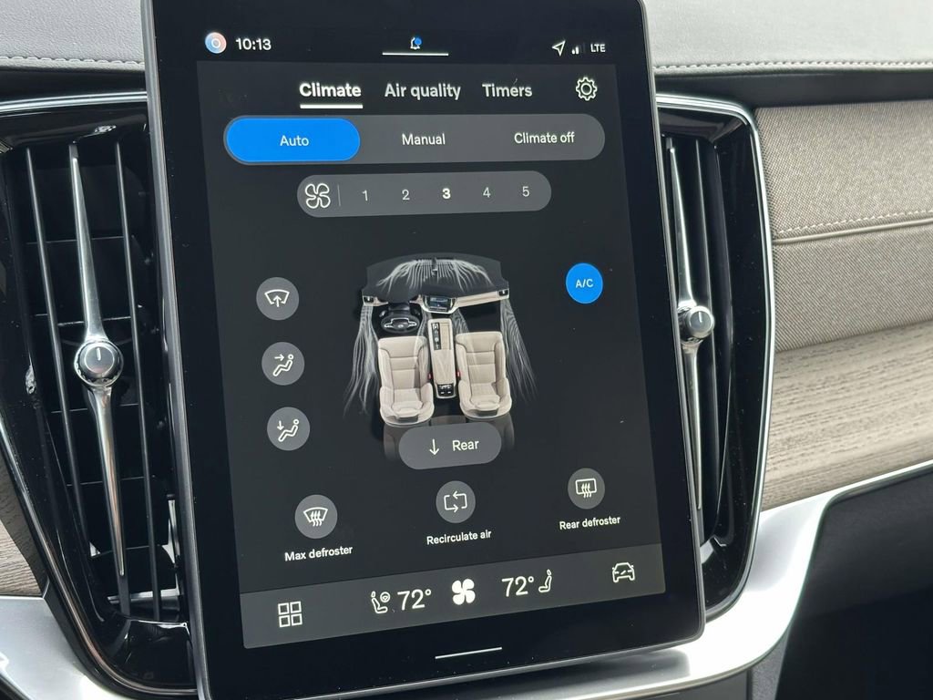 New 2026 Volvo XC90 B6 Ultra w/ Protection Package image 5