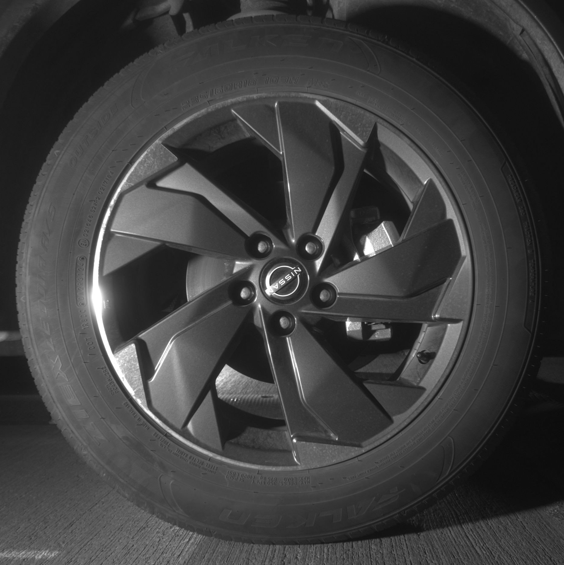 Used 2025 Nissan Rogue SV image 13
