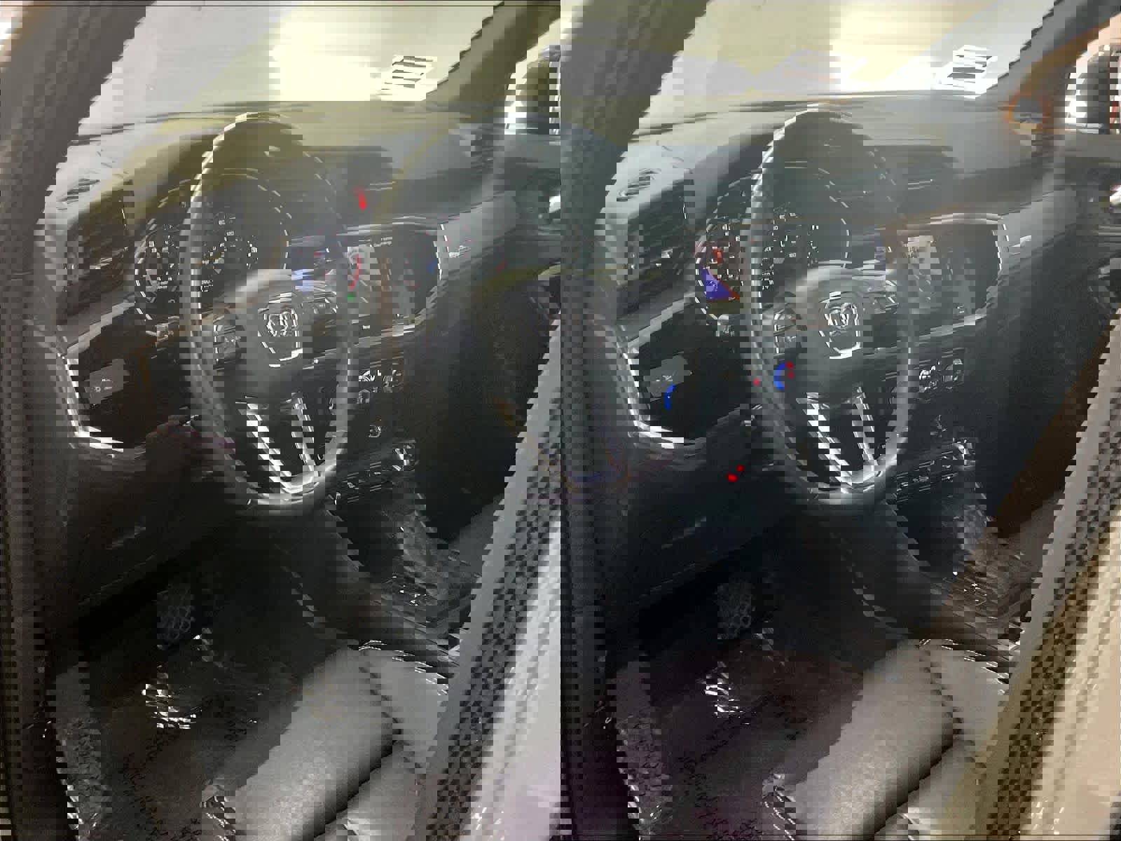 Certified 2023 Audi Q3 2.0T Premium w/ Black Optic Sport Package image 15