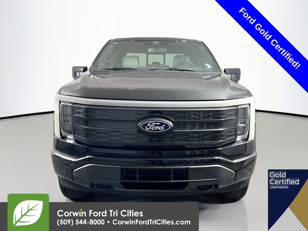 Used 2024 Ford F150 Lightning Platinum image 4