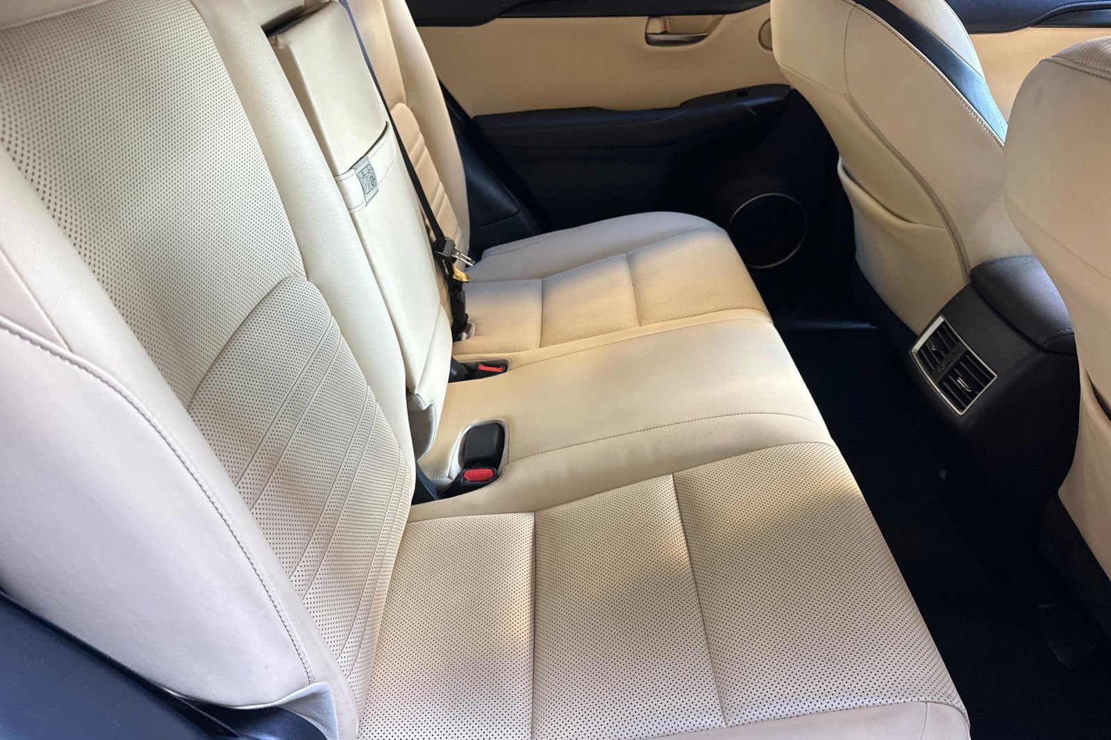Used 2016 Lexus NX 200t AWD w/ Premium Package image 33