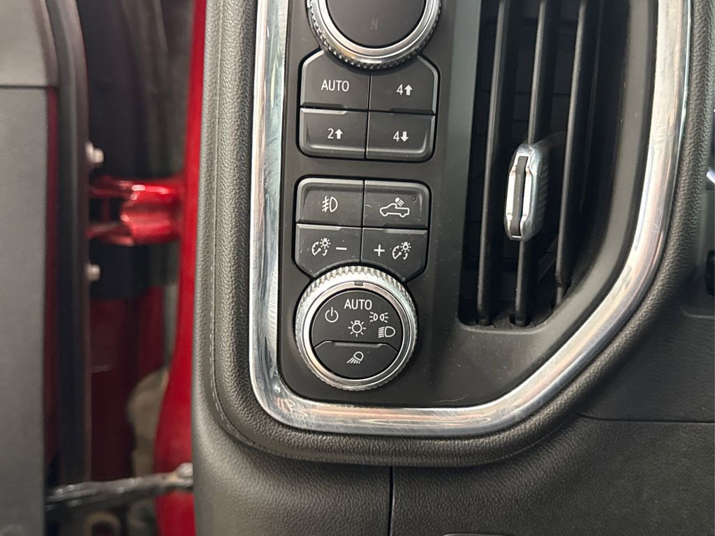 Used 2023 GMC Sierra 3500 Denali w/ Denali Ultimate Package image 27