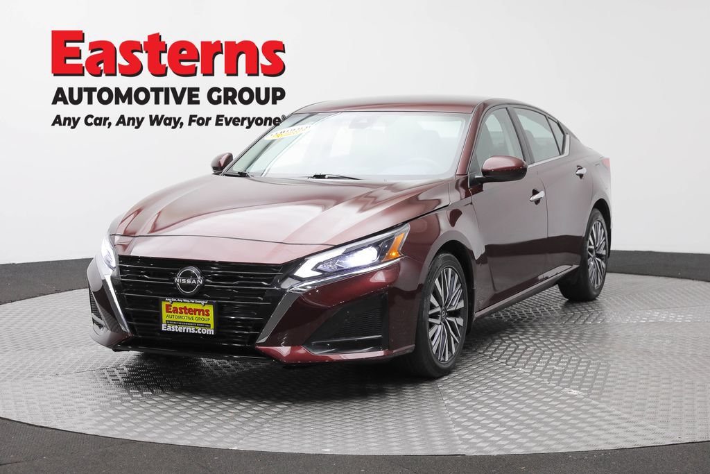 Used 2023 Nissan Altima 2.5 SV