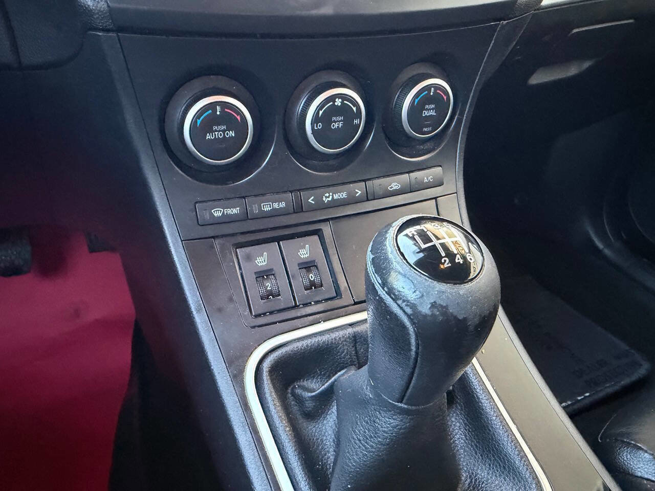 Used 2013 MAZDA MAZDA3 i Grand Touring w/ Tech Pkg image 32