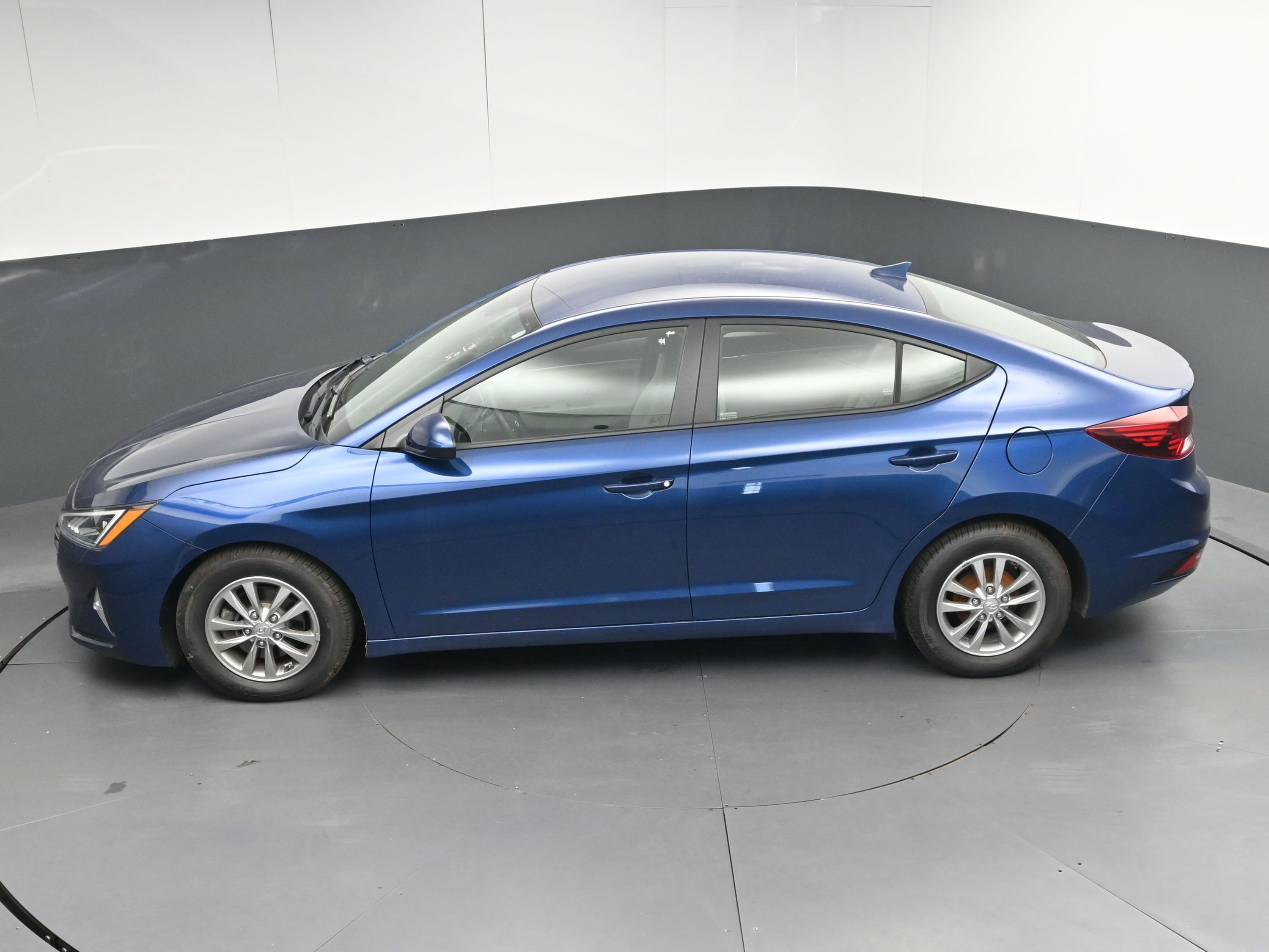 Used 2020 Hyundai Elantra ECO image 37