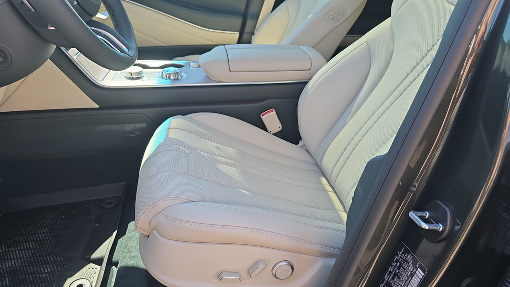 New 2026 Genesis GV80 2.5T Select AWD/4WD image 13