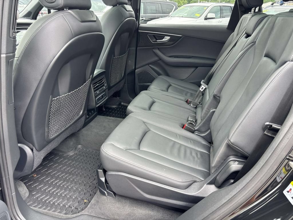 Used 2025 Audi Q7 2.0T Premium Plus AWD/4WD image 11