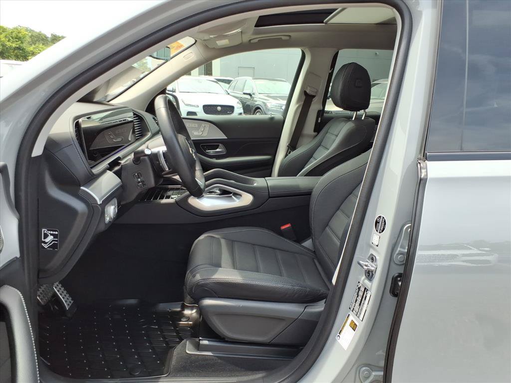 Certified 2025 Mercedes-Benz GLS 450 4MATIC image 11