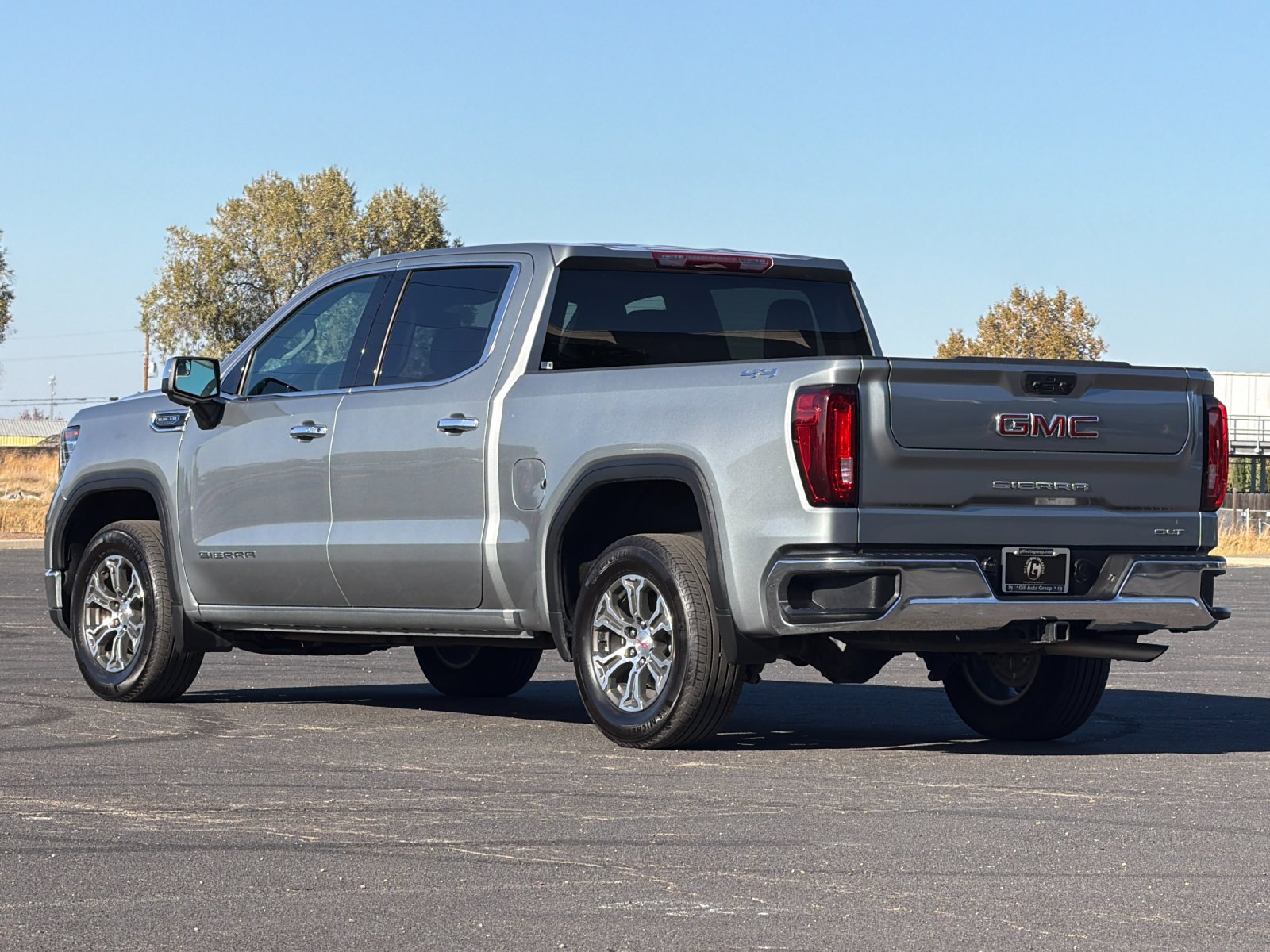 Used 2026 GMC Sierra 1500 SLT AWD/4WD image 6