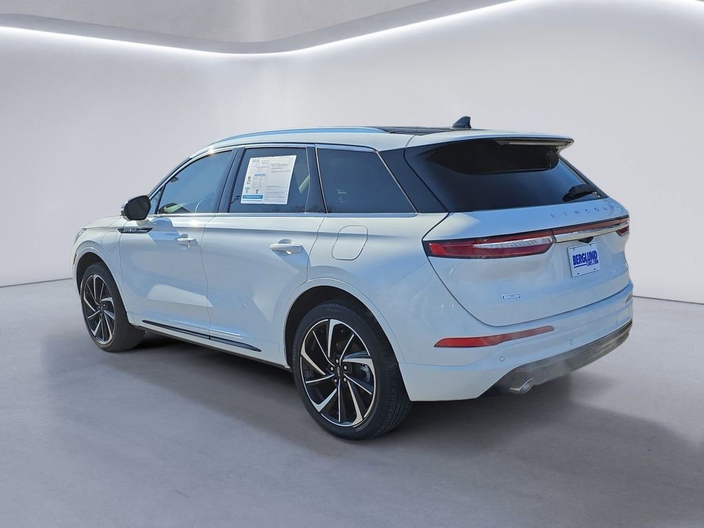 Used 2023 Lincoln Corsair Grand Touring w/ Equipment Group 301A image 5