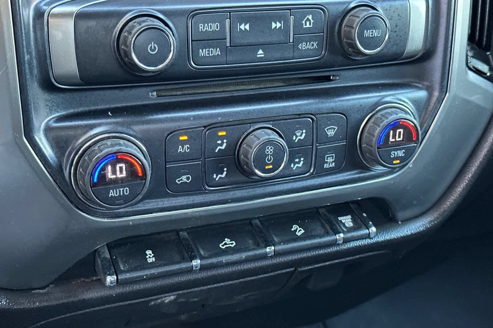 Used 2019 Chevrolet Silverado 2500 LT AWD/4WD image 19
