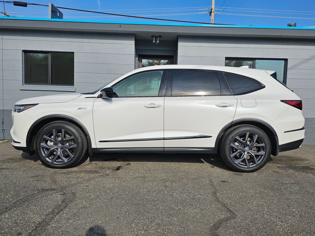 Used 2024 Acura MDX A-Spec image 3