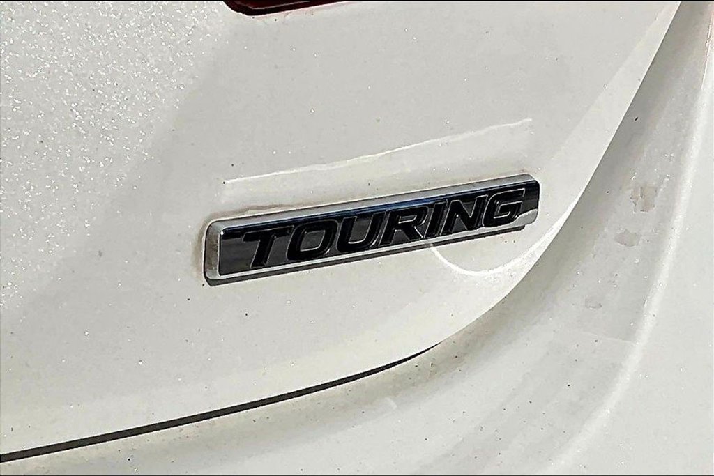 Used 2018 Honda Accord Touring image 27