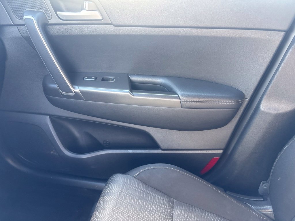 Used 2017 Kia Sportage LX FWD image 25
