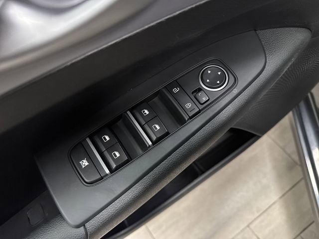 Used 2024 Kia Forte LXS w/ LXS Technology Package image 23