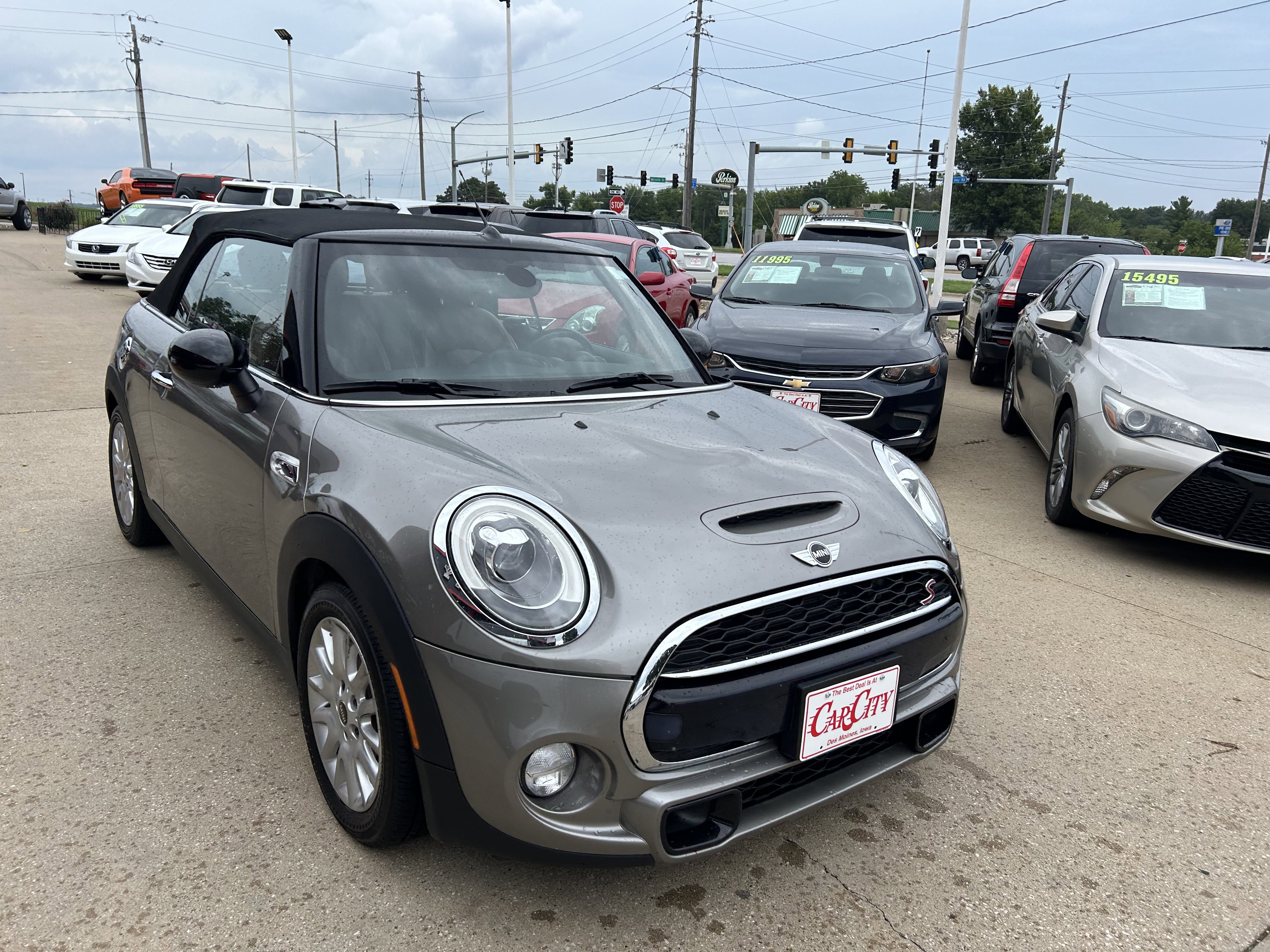Used 2016 MINI Cooper S image 3