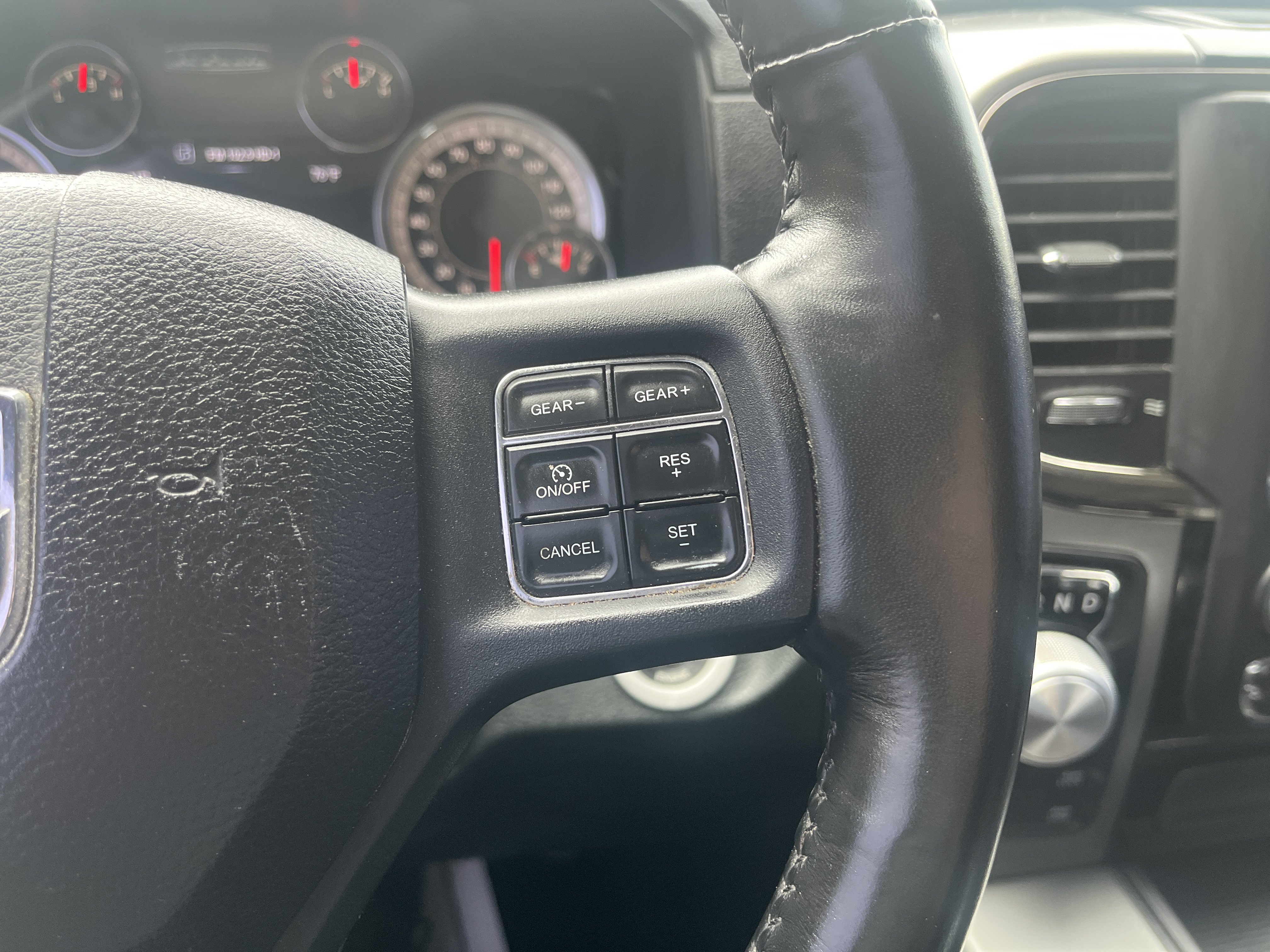 Used 2015 RAM 1500 Sport w/ Convenience Group AWD/4WD image 25