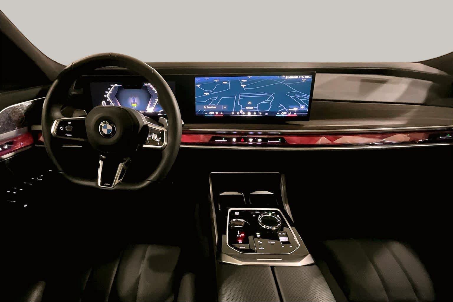 Used 2025 BMW 740i xDrive w/ Executive Package AWD/4WD image 15
