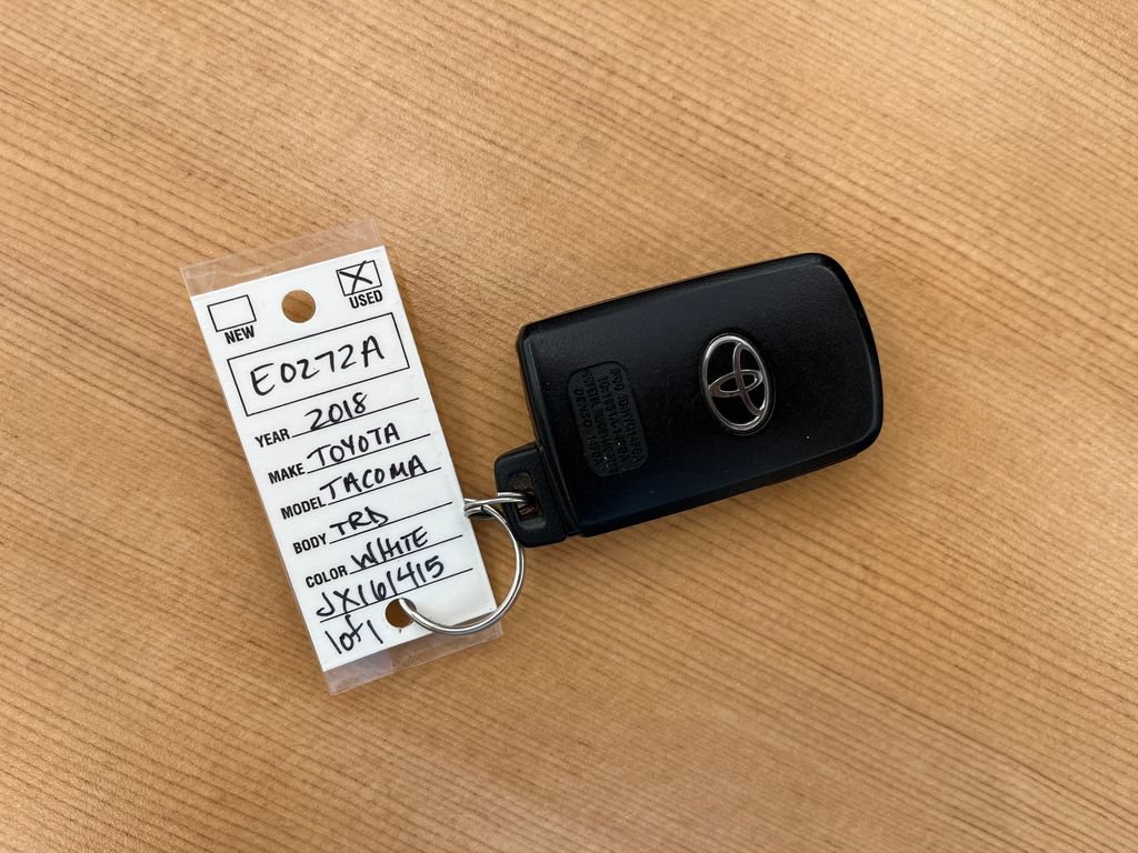 Used 2018 Toyota Tacoma TRD Off-Road AWD/4WD image 23