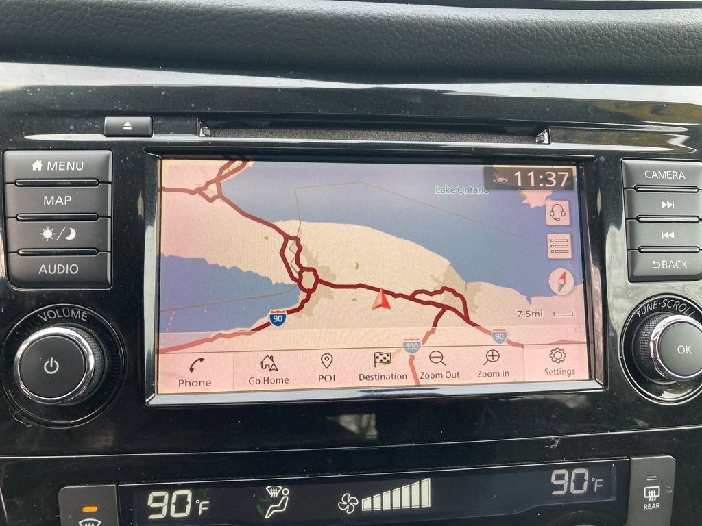 Used 2018 Nissan Rogue SL w/ Premium Package image 23