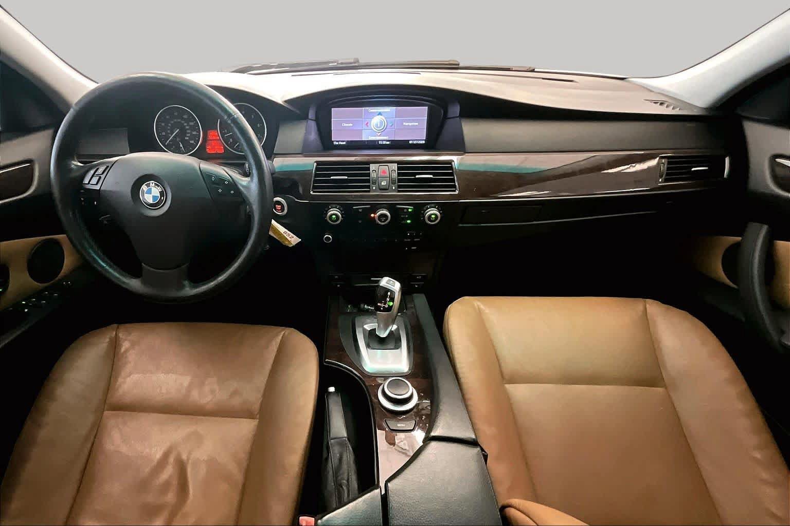 Used 2008 BMW 528xi Sedan AWD/4WD image 13