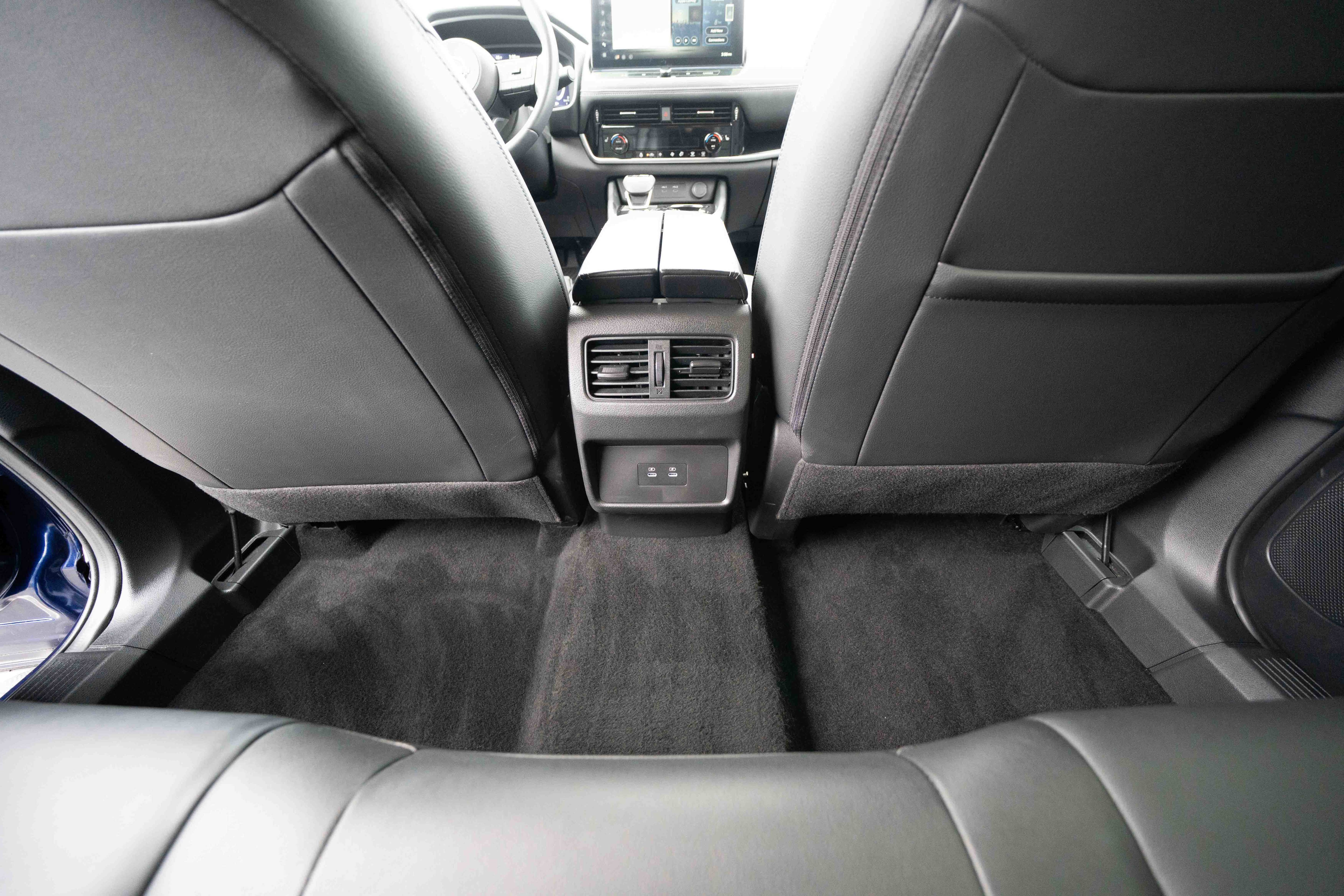 Used 2024 Nissan Rogue SL image 22