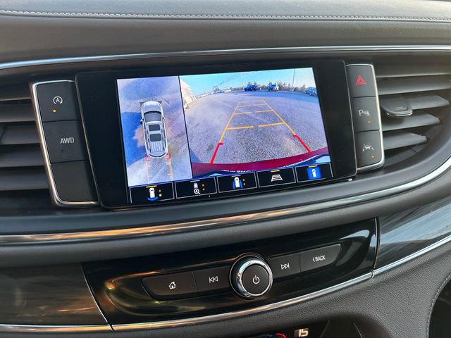 Used 2024 Buick Enclave Premium image 25