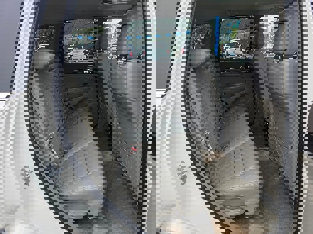 Used 2012 Jeep Grand Cherokee Altitude image 26