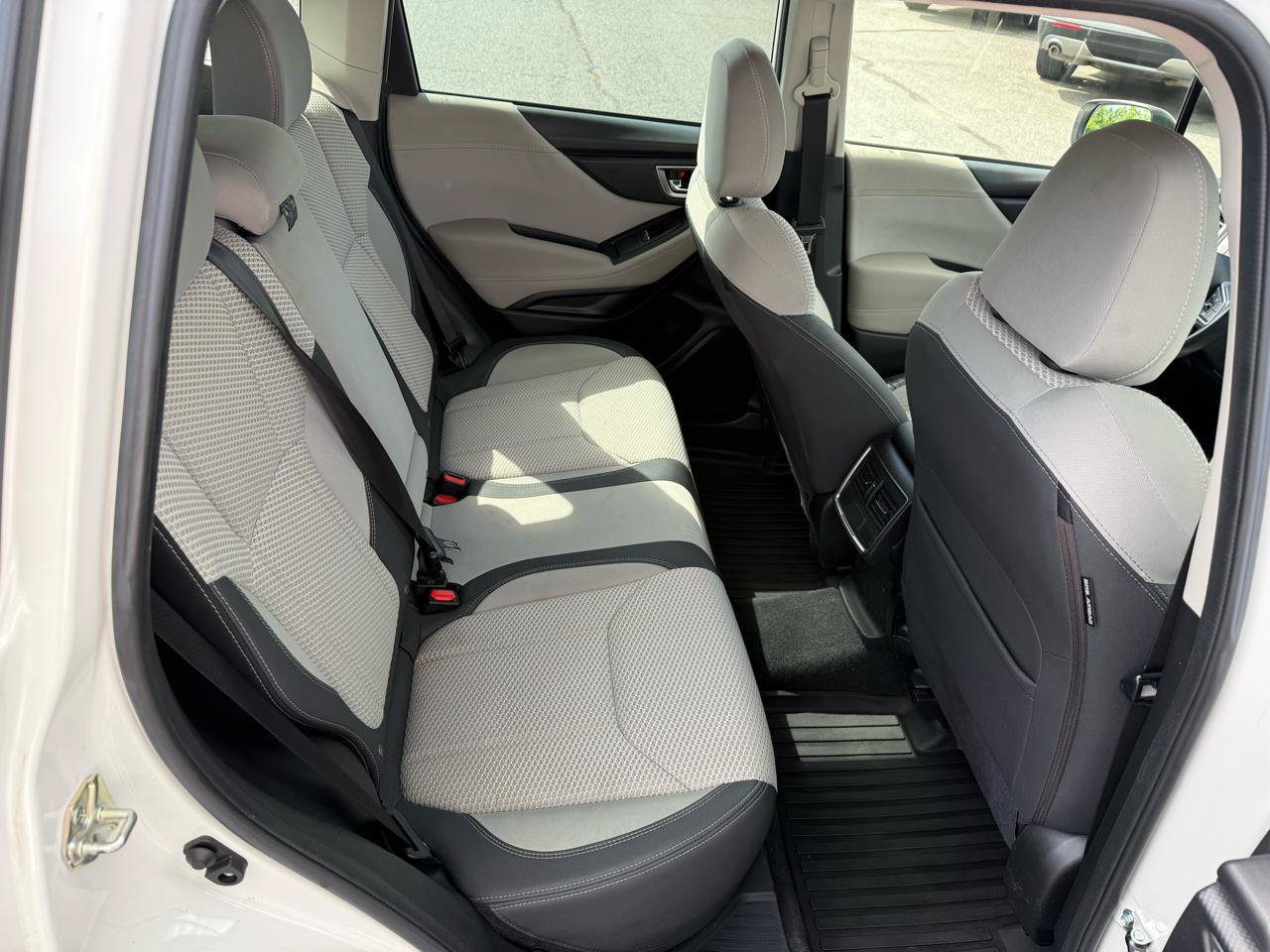Used 2020 Subaru Forester Premium AWD/4WD image 16