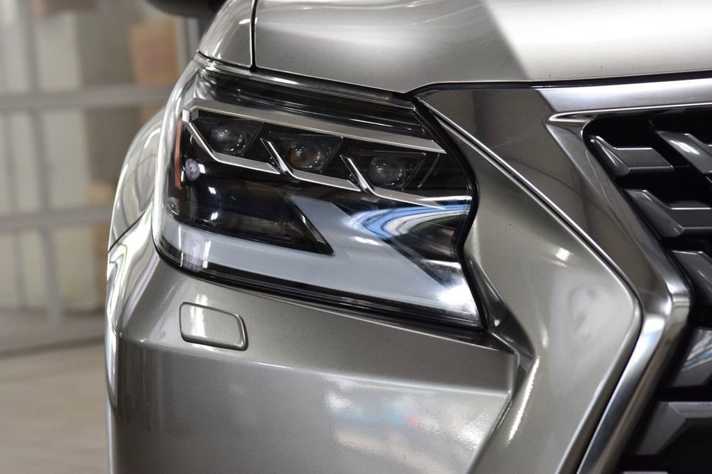 Used 2022 Lexus GX 460 Premium w/ Premium Package AWD/4WD image 12