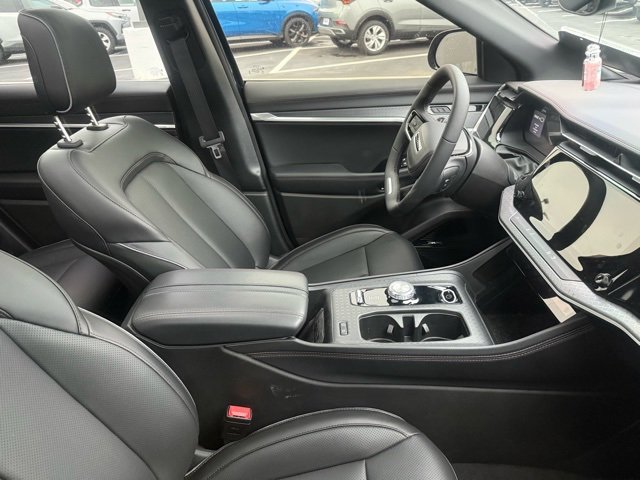 Used 2025 Jeep Wagoneer S Limited image 7