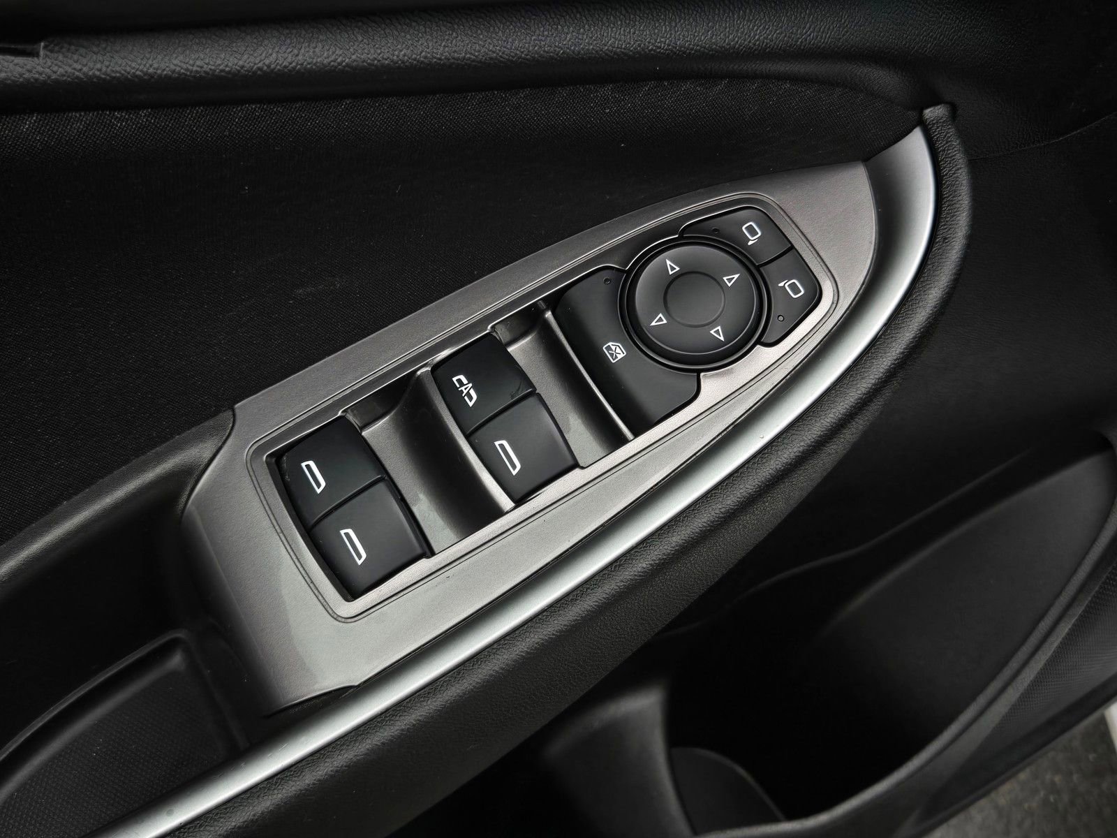 Used 2024 Chevrolet Malibu LT FWD image 10