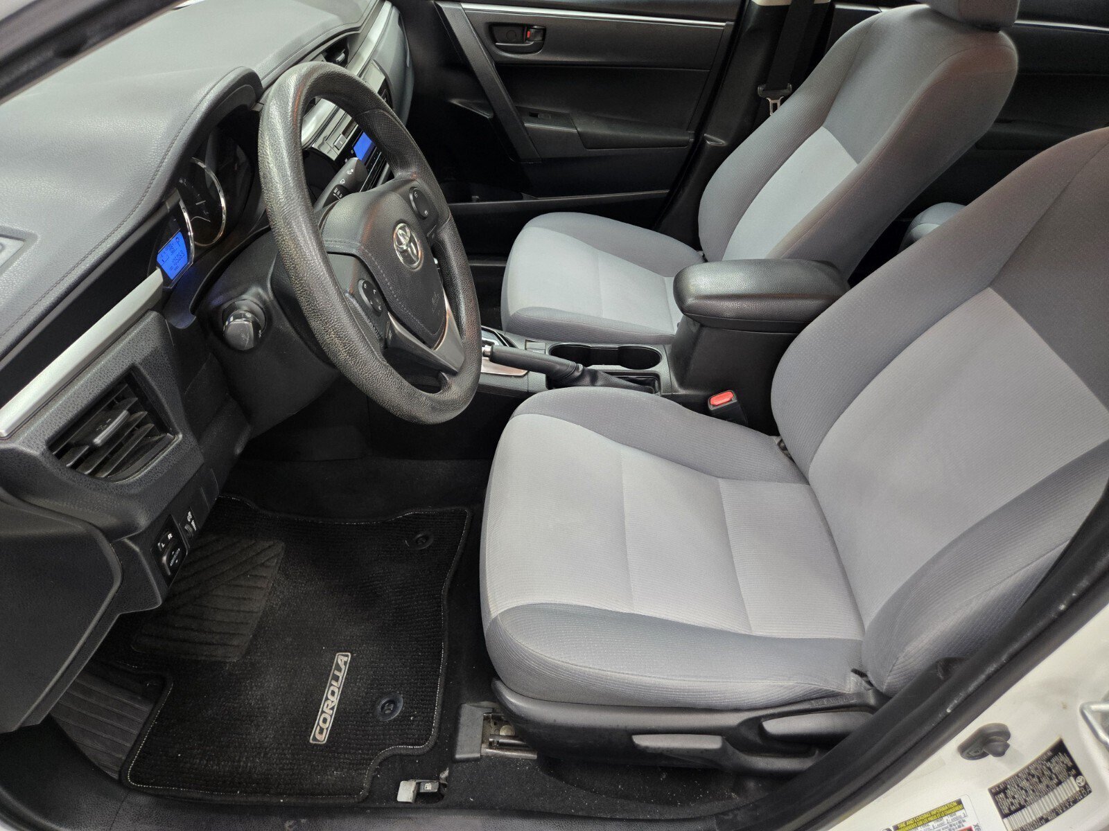 Used 2014 Toyota Corolla L FWD image 7