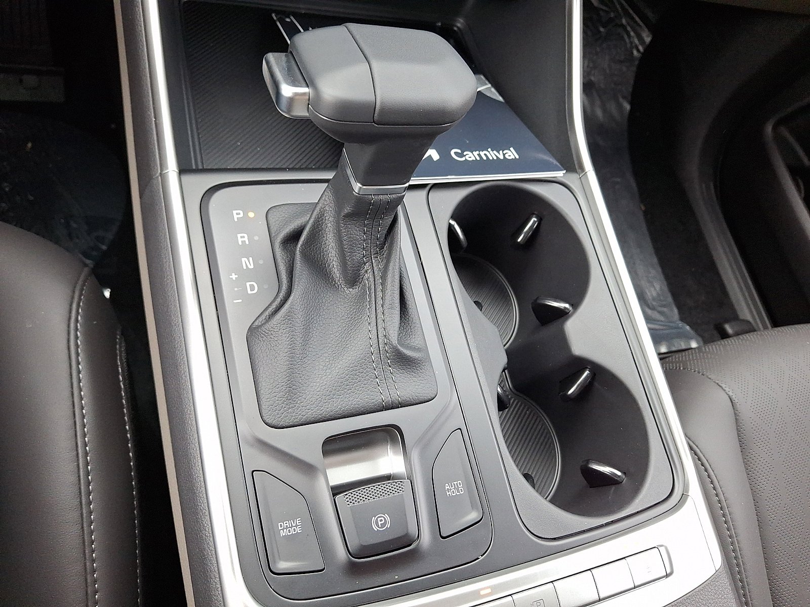 New 2026 Kia Carnival FWD image 12