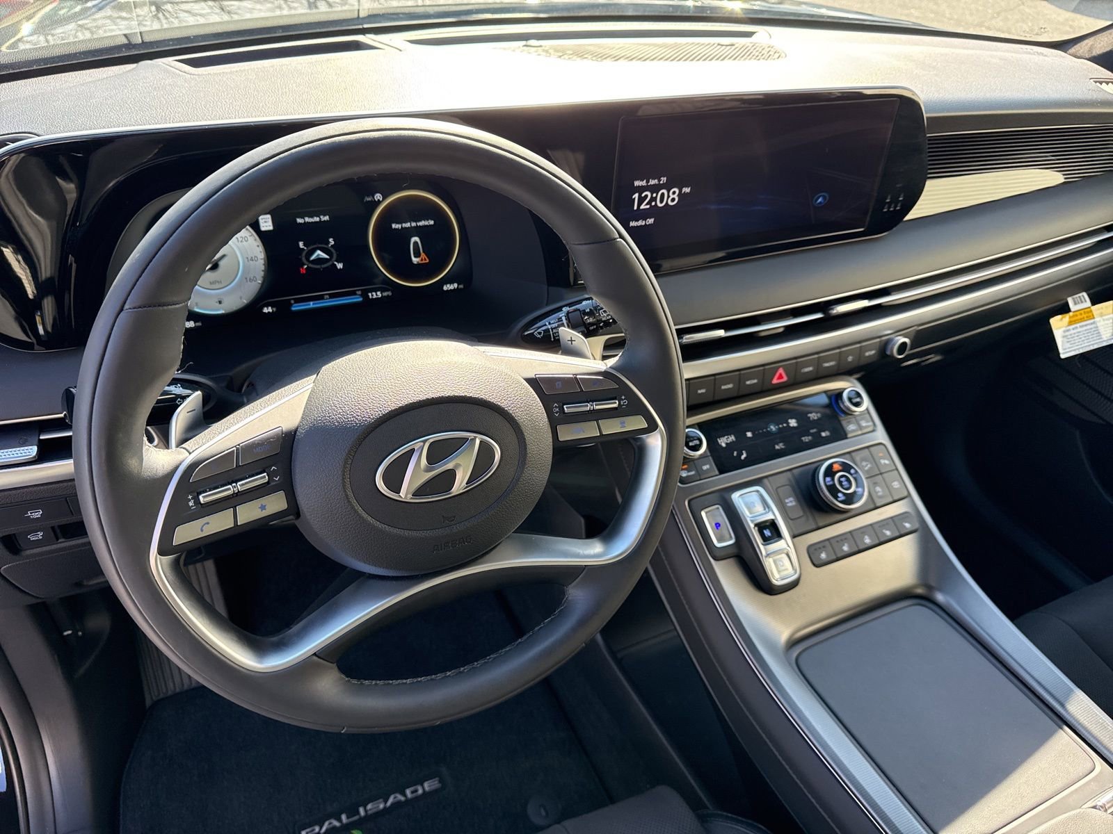 Used 2025 Hyundai Palisade Calligraphy image 25