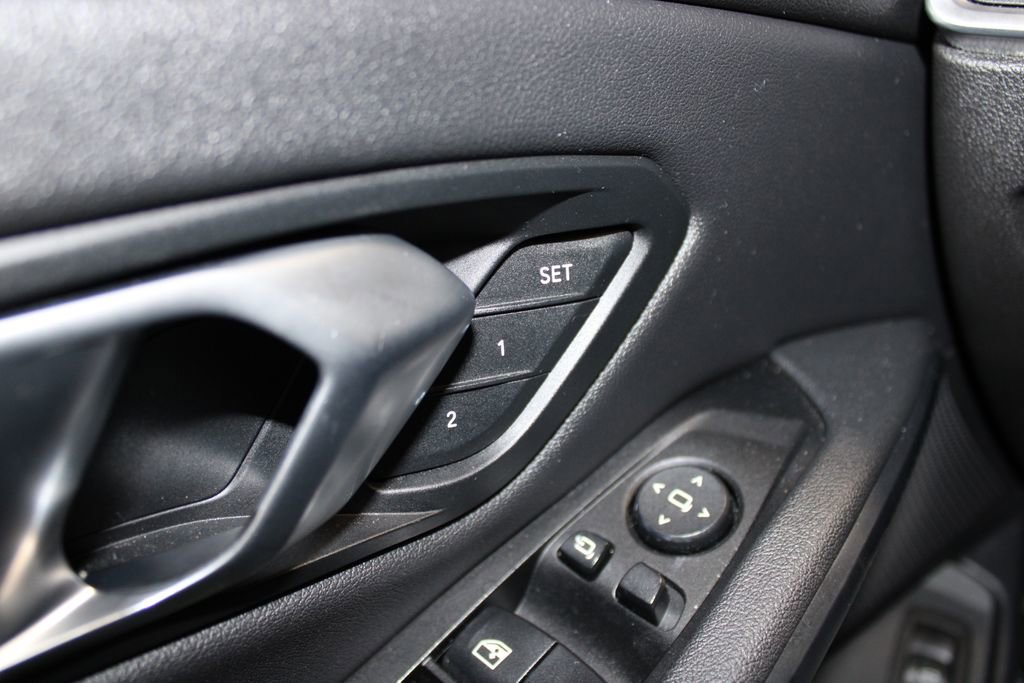 Used 2019 BMW 330i Sedan w/ Convenience Package image 34