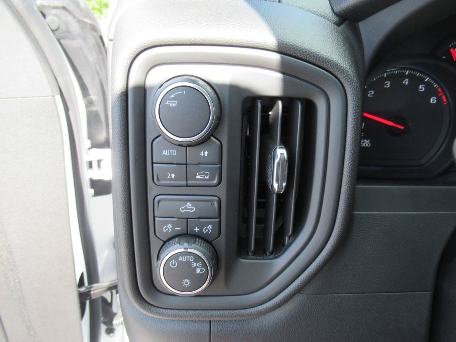 Used 2024 Chevrolet Silverado 1500 Custom AWD/4WD image 22