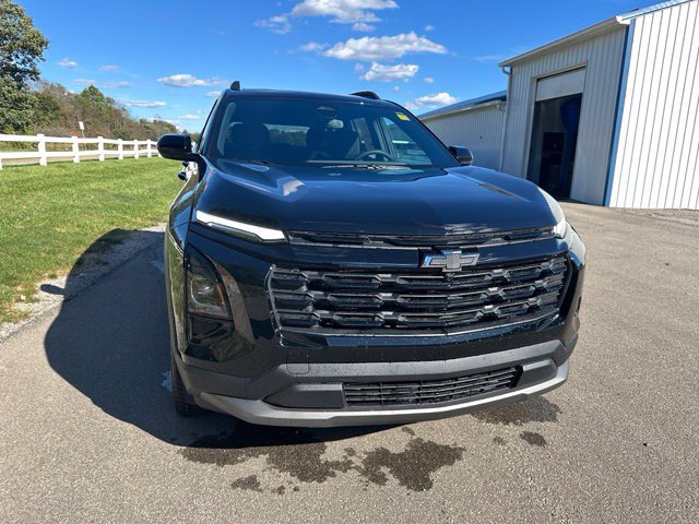 New 2027 Chevrolet Equinox LT w/ Midnight Edition AWD/4WD image 5