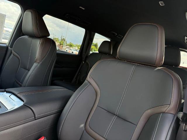 New 2026 Nissan Armada SL w/ Captain's Chari Seat Package RWD image 15