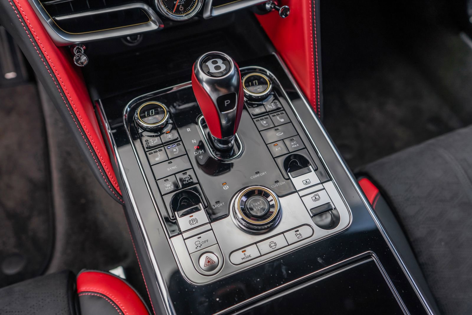 New 2025 Bentley Flying Spur Plug-In Hybrid image 51