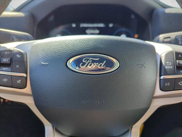 New 2025 Ford Explorer Active w/ Active Comfort Package image 17