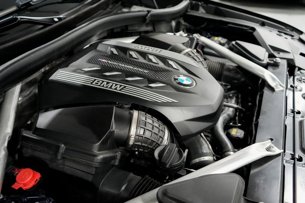 Used 2023 BMW X5 M50i w/ Executive Package image 30