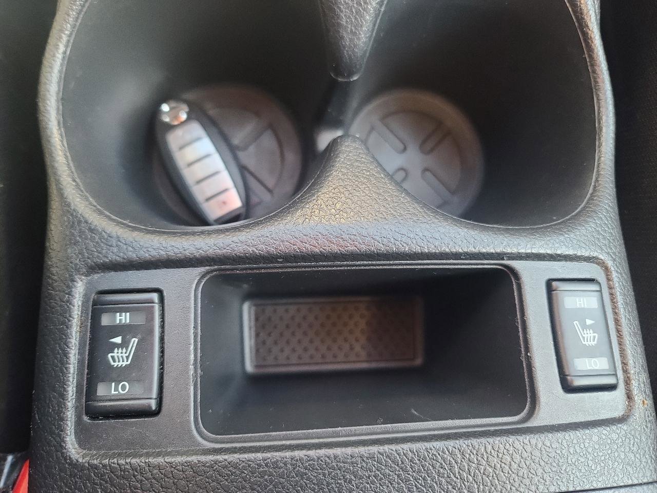 Used 2019 Nissan Rogue SL w/ Premium Package image 23