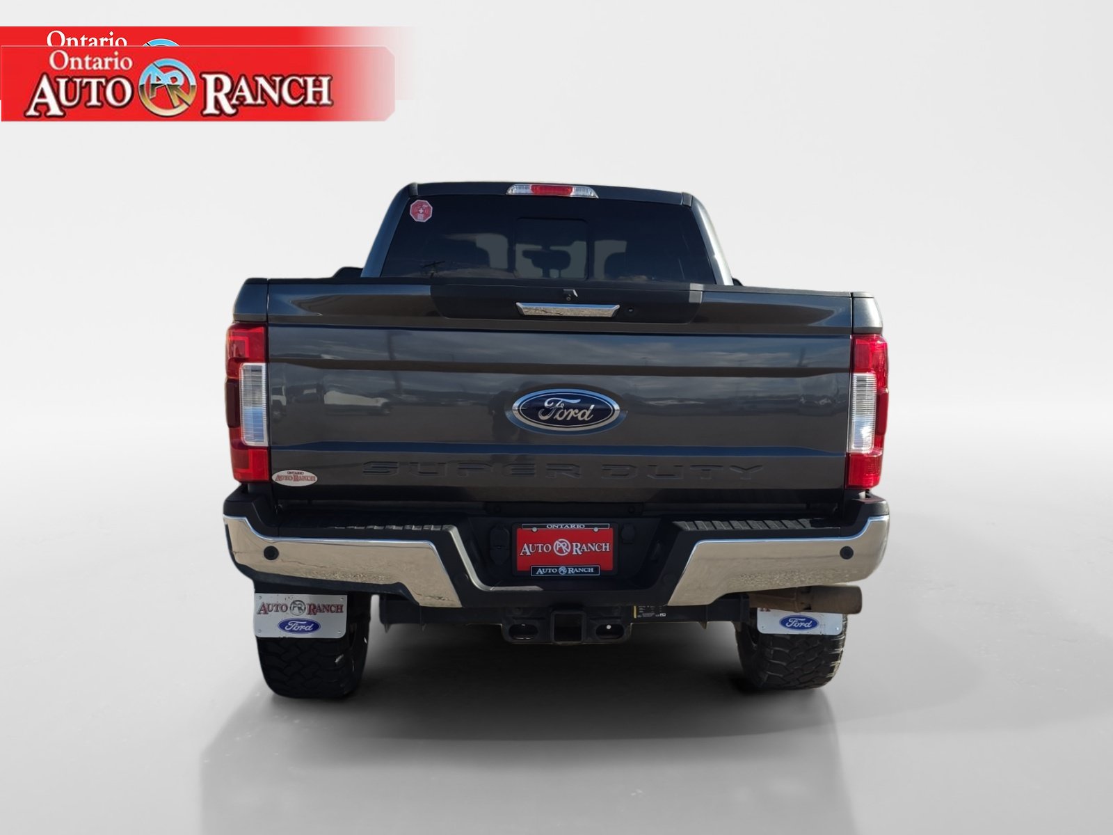 Used 2019 Ford F350 Lariat w/ Lariat Value Package AWD/4WD image 4