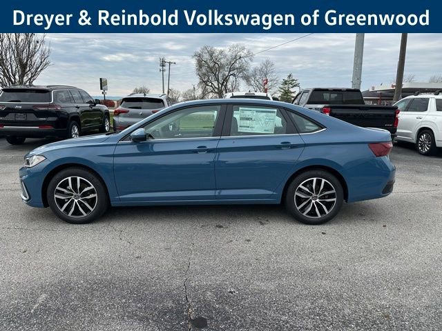 New 2026 Volkswagen Jetta SE image 4