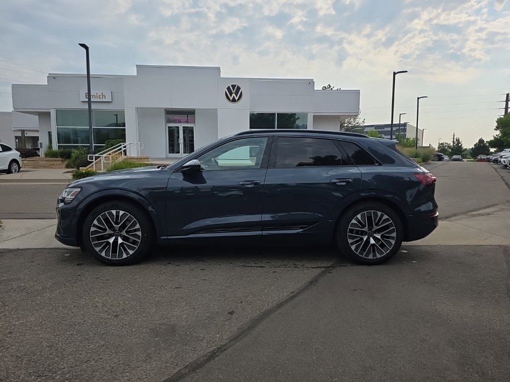 Used 2024 Audi Q8 e-tron Prestige w/ Prestige Package AWD/4WD image 3